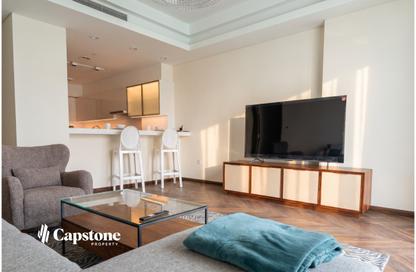 Apartment - 1 Bedroom - 2 Bathrooms for sale in Crystal Residence - Gewan Island - The Pearl Island - Doha