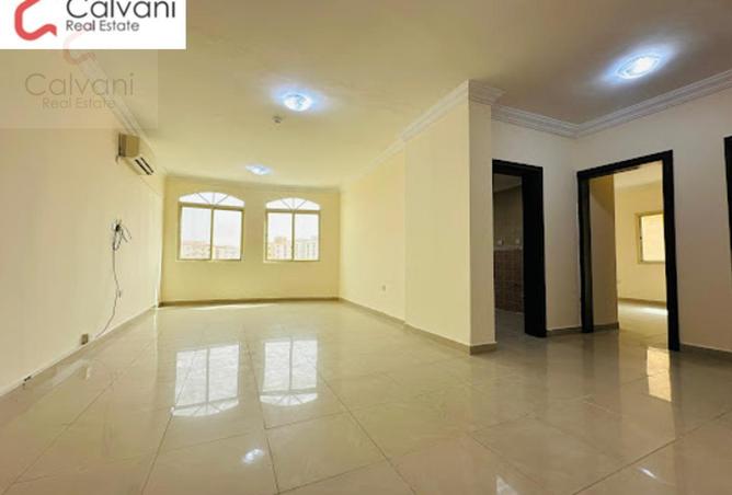 53189360 - Property Image 2