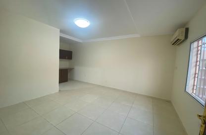 Apartment - Studio - 1 Bathroom for rent in Old Airport Road - Old Airport Road - Doha