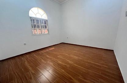 Villa - 2 Bedrooms - 1 Bathroom for rent in Madinat Khalifa South - Madinat Khalifa - Doha Villa - 2 Bedrooms - 1 Bathroom for rent in Madinat Khalifa South - Madinat Khalifa - Doha