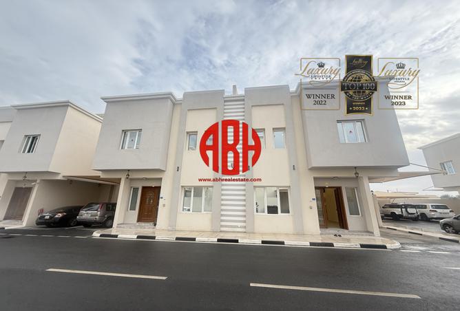 52318254 - Property Image 3