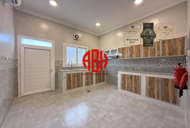 52318254 - Property Image 2