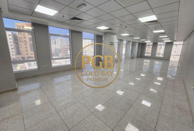 981788 - Property Image 2