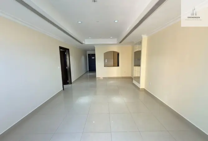 63921367 - Property Image 2