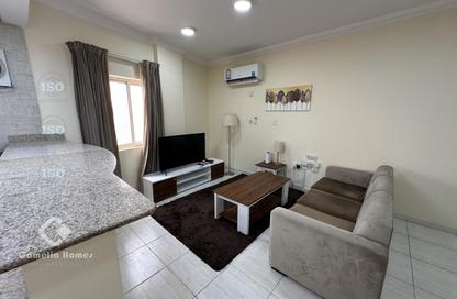 Apartment - 1 Bedroom - 1 Bathroom for rent in Umm Ghwailina Comm - Umm Ghuwalina - Umm Ghuwailina - Doha Apartment - 1 Bedroom - 1 Bathroom for rent in Umm Ghwailina Comm - Umm Ghuwalina - Umm Ghuwailina - Doha