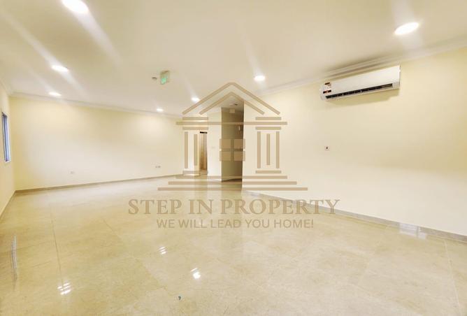 1016681 - Property Image 2