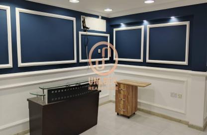 Office Space - 4 Bedrooms - 2 Bathrooms for rent in Al Maamoura - Al Maamoura - Doha