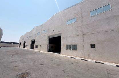 Warehouse - Studio - 1 Bathroom for rent in Birkat Al Awamer - Al Wakra
