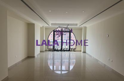 Apartment - 1 Bedroom - 2 Bathrooms for rent in Marina Gate - Porto Arabia - The Pearl Island - Doha