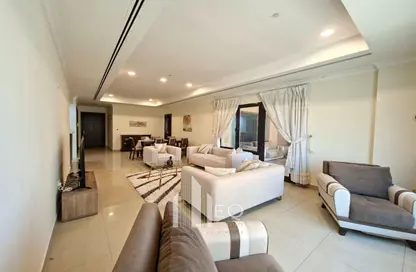 Apartment - 1 Bedroom - 2 Bathrooms for rent in West Porto Drive - Porto Arabia - The Pearl Island - Doha Apartment - 1 Bedroom - 2 Bathrooms for rent in West Porto Drive - Porto Arabia - The Pearl Island - Doha