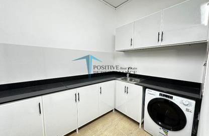 Apartment - 1 Bedroom - 1 Bathroom for rent in Mamoura 18 - Al Maamoura - Doha