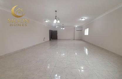 Apartment - 3 Bedrooms - 3 Bathrooms for rent in Fereej Bin Mahmoud North - Fereej Bin Mahmoud - Doha