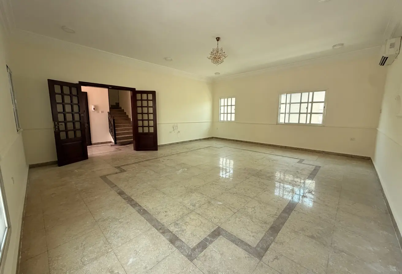 62747153 - Property Main Image