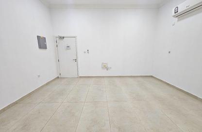 Apartment - 2 Bedrooms - 3 Bathrooms for rent in Old Airport Road - Old Airport Road - Doha Apartment - 2 Bedrooms - 3 Bathrooms for rent in Old Airport Road - Old Airport Road - Doha