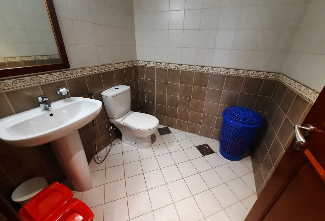 Furnished 1BR Porto Arabia | 109 sqm | QAR 7,000 thumbnail 7