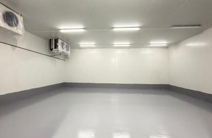 Warehouse - Studio - 7+ Bathrooms for rent in Birkat Al Awamer - Al Wakra