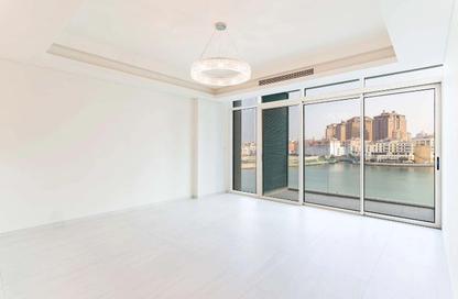 Apartment - 1 Bedroom - 2 Bathrooms for rent in Crystal Residence - Gewan Island - The Pearl Island - Doha