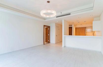 Apartment - 1 Bedroom - 2 Bathrooms for rent in Crystal Residence - Gewan Island - The Pearl Island - Doha