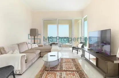 Apartment - 2 Bedrooms - 3 Bathrooms for rent in Viva East - Viva Bahriyah - The Pearl Island - Doha Apartment - 2 Bedrooms - 3 Bathrooms for rent in Viva East - Viva Bahriyah - The Pearl Island - Doha