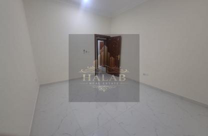 Apartment - 3 Bedrooms - 3 Bathrooms for rent in Bin Omran 28 - Fereej Bin Omran - Doha