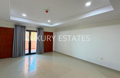 Apartment - 2 Bedrooms - 3 Bathrooms for sale in East Porto Drive - Porto Arabia - The Pearl Island - Doha Apartment - 2 Bedrooms - 3 Bathrooms for sale in East Porto Drive - Porto Arabia - The Pearl Island - Doha