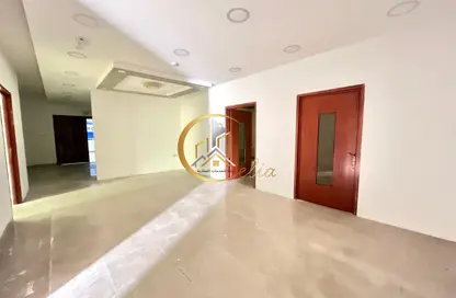 Office Space - 7+ Bedrooms - 2 Bathrooms for rent in Barzan Compound - New Salata - Salata - Doha
