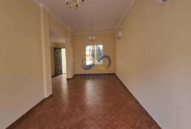 1023869 - Property Image 2