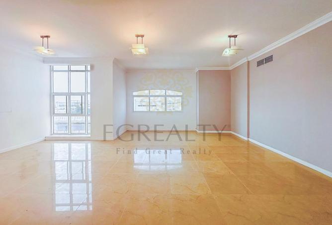 54295940 - صورة العقار 2