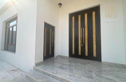 Villa - 6 Bedrooms - 6 Bathrooms for rent in Umm Qarn - Al Daayen