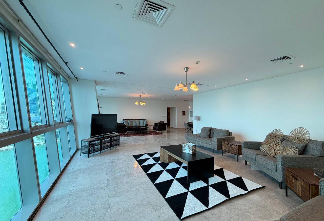 Large, Bright 3BHK+Maid, Office Furnished|Zigzag B