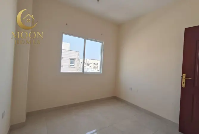 63131203 - Property Image 2