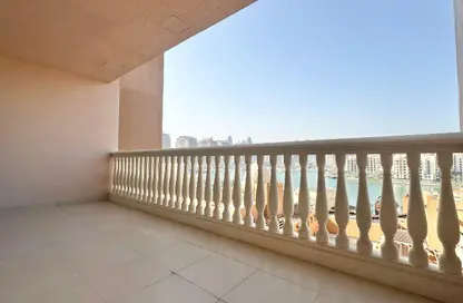 Apartment - 2 Bedrooms - 2 Bathrooms for rent in West Porto Drive - Porto Arabia - The Pearl Island - Doha