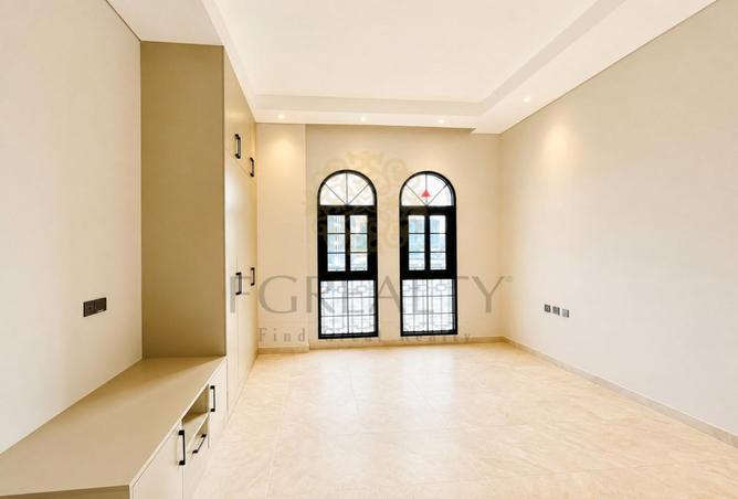59013108 - Property Image 2