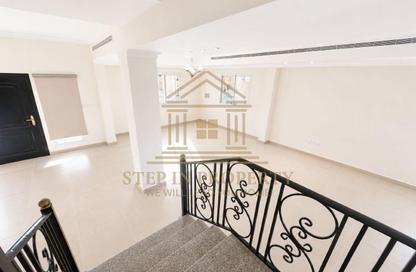 Compound - 3 - 3 for rent in Souk Al gharaffa - Al Gharrafa - Doha