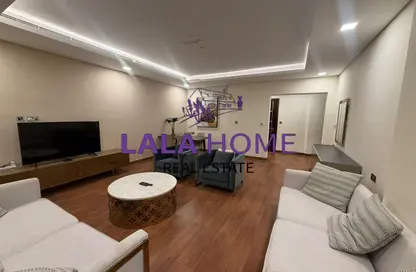Apartment - 3 Bedrooms - 4 Bathrooms for rent in Bilal Pearl Suites - Viva Bahriyah - The Pearl Island - Doha