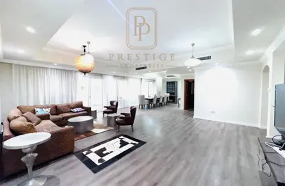 Apartment - 3 Bedrooms - 5 Bathrooms for rent in Porto Arabia - The Pearl Island - Doha
