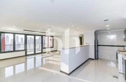 شقة - 2 غرف نوم - 3 حمامات للبيع في طريق بورتو الغربي - بورتو أرابيا - جزيرة اللؤلؤة - الدوحة