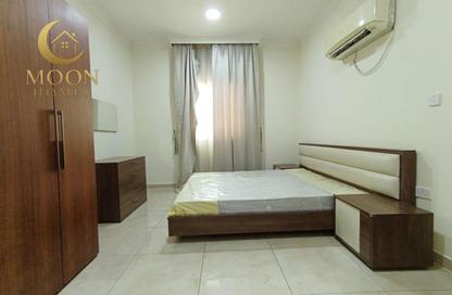 Apartment - 1 Bedroom - 2 Bathrooms for rent in Umm Ghuwalina - Umm Ghuwailina - Doha