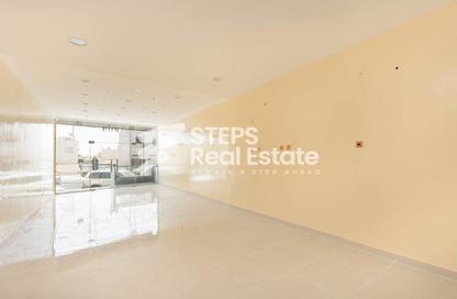 Shop - Studio - 1 Bathroom for rent in Muaither Area - Al Rayyan - Doha