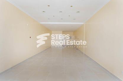 Shop - Studio - 1 Bathroom for rent in Muaither Area - Al Rayyan - Doha