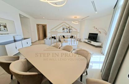 Apartment - 2 Bedrooms - 3 Bathrooms for rent in Floresta Gardens - Floresta Gardens - The Pearl Island - Doha