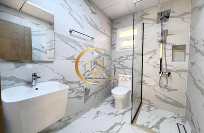 Apartment - 2 - 3 for rent in Thabit Bin Zaid Street - Al Mansoura - Doha