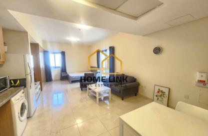 Apartment - Studio - 1 Bathroom for rent in Naples - Fox Hills - Fox Hills - Lusail