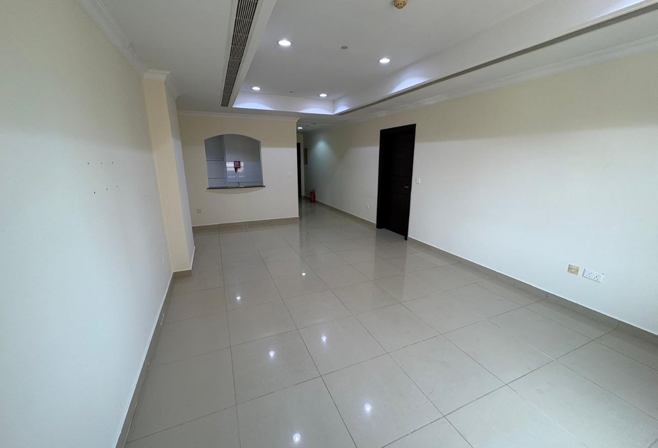 LIMITED OFFER COZY 1BEDROOM SEMI FURNISHED thumbnail 4