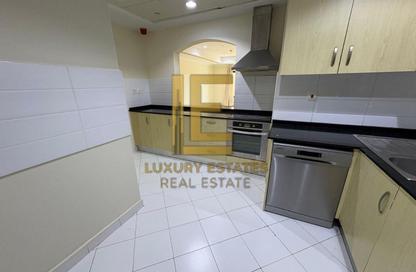 Apartment - 1 Bedroom - 2 Bathrooms for rent in Tower 13 - Porto Arabia - The Pearl Island - Doha Apartment - 1 Bedroom - 2 Bathrooms for rent in Tower 13 - Porto Arabia - The Pearl Island - Doha