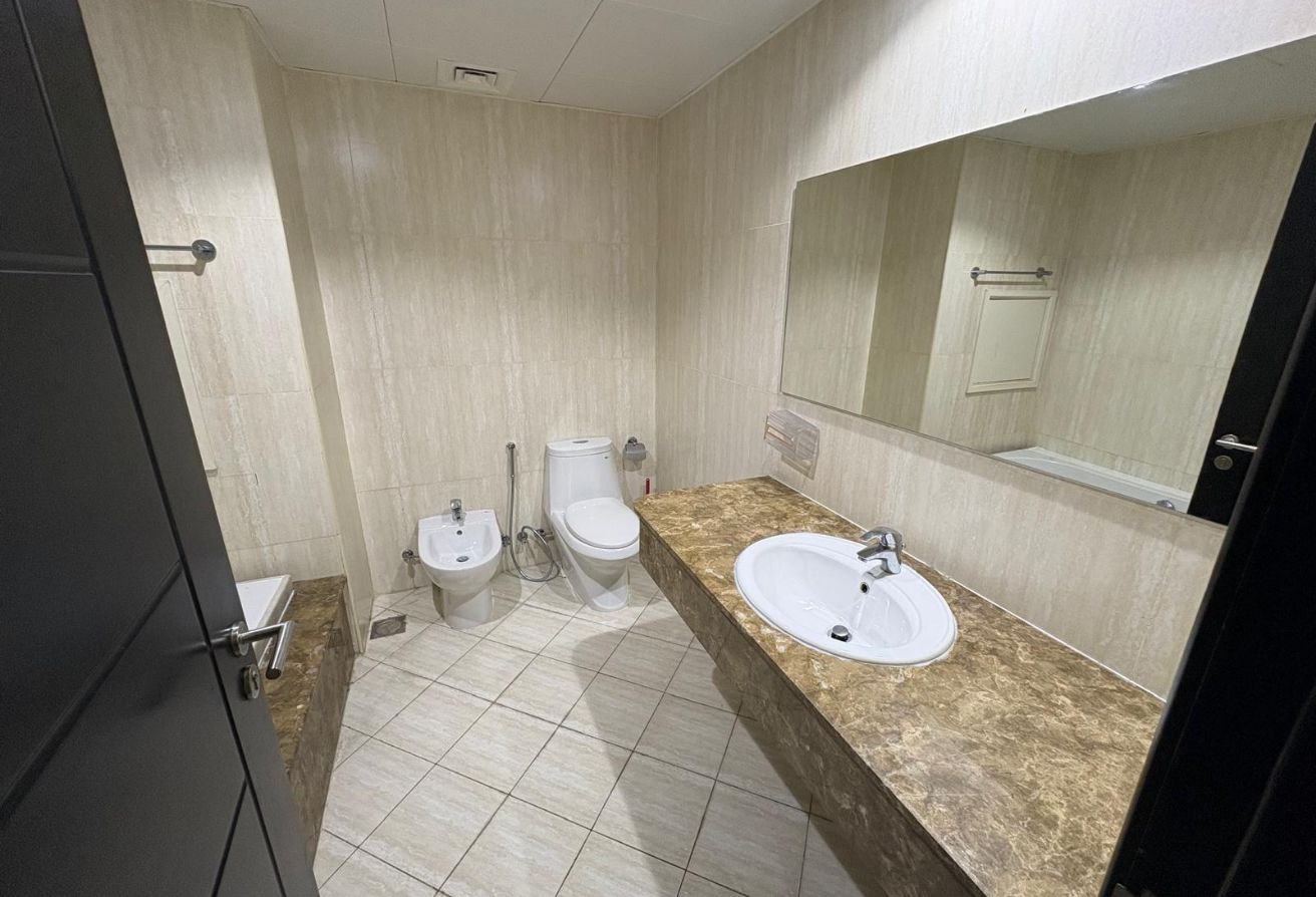 LIMITED OFFER COZY 1BEDROOM SEMI FURNISHED thumbnail 5