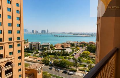 Apartment - 2 Bedrooms - 3 Bathrooms for rent in East Porto Drive - Porto Arabia - The Pearl Island - Doha