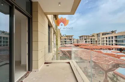 Apartment - 2 Bedrooms - 4 Bathrooms for sale in Crystal Residence - Gewan Island - The Pearl Island - Doha