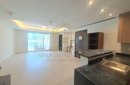 Apartment - 1 Bedroom - 1 Bathroom for rent in Viva West - Viva Bahriyah - The Pearl Island - Doha