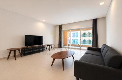 Apartment - Studio - 1 Bathroom for rent in Viva East - Viva Bahriyah - The Pearl Island - Doha